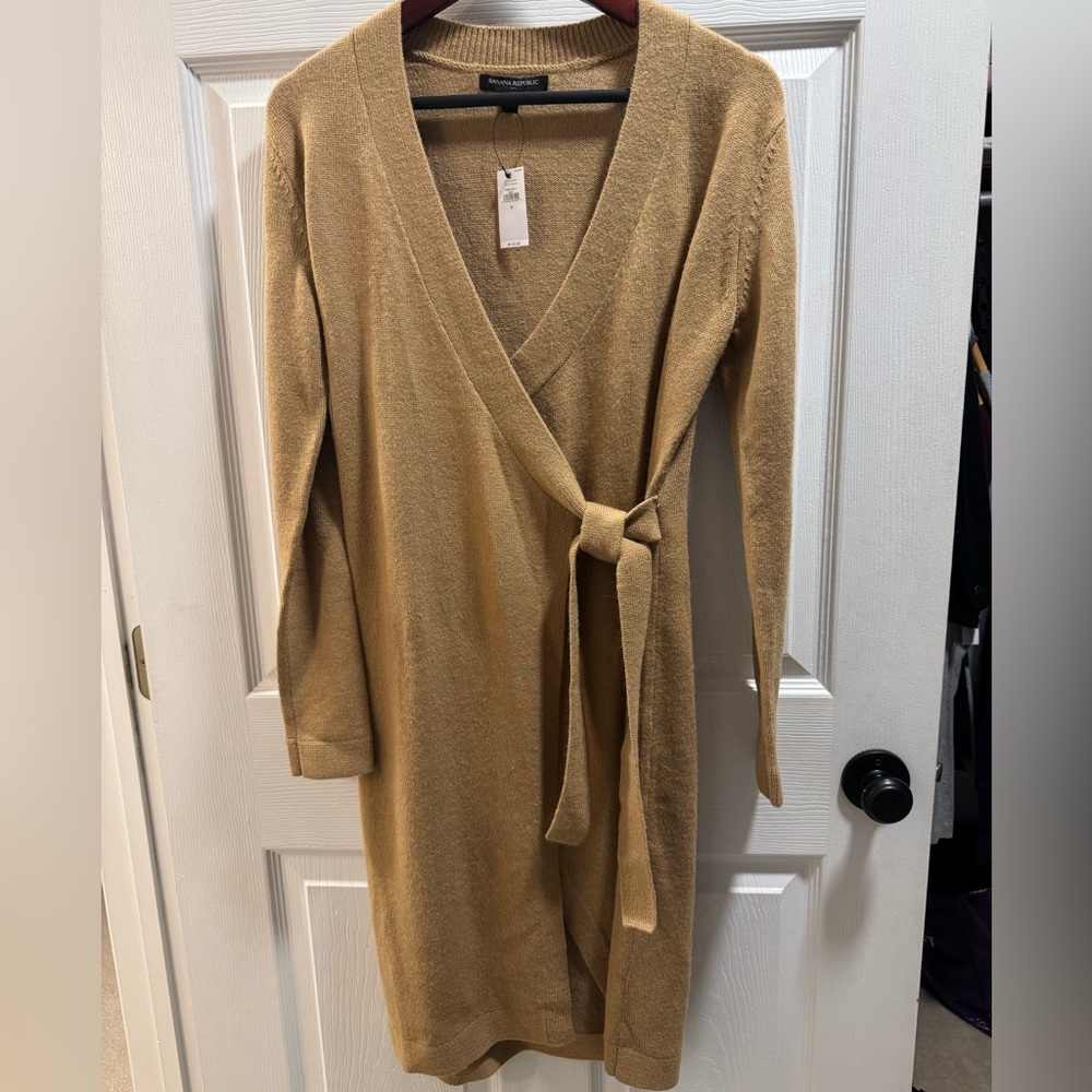 NWT Banana Republic Camel-Colored Sweater Wrap Dress